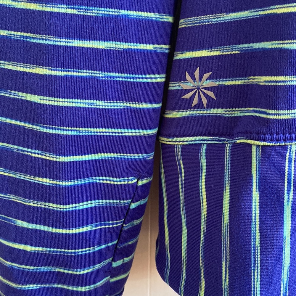 Athleta top - Picture 3 of 3